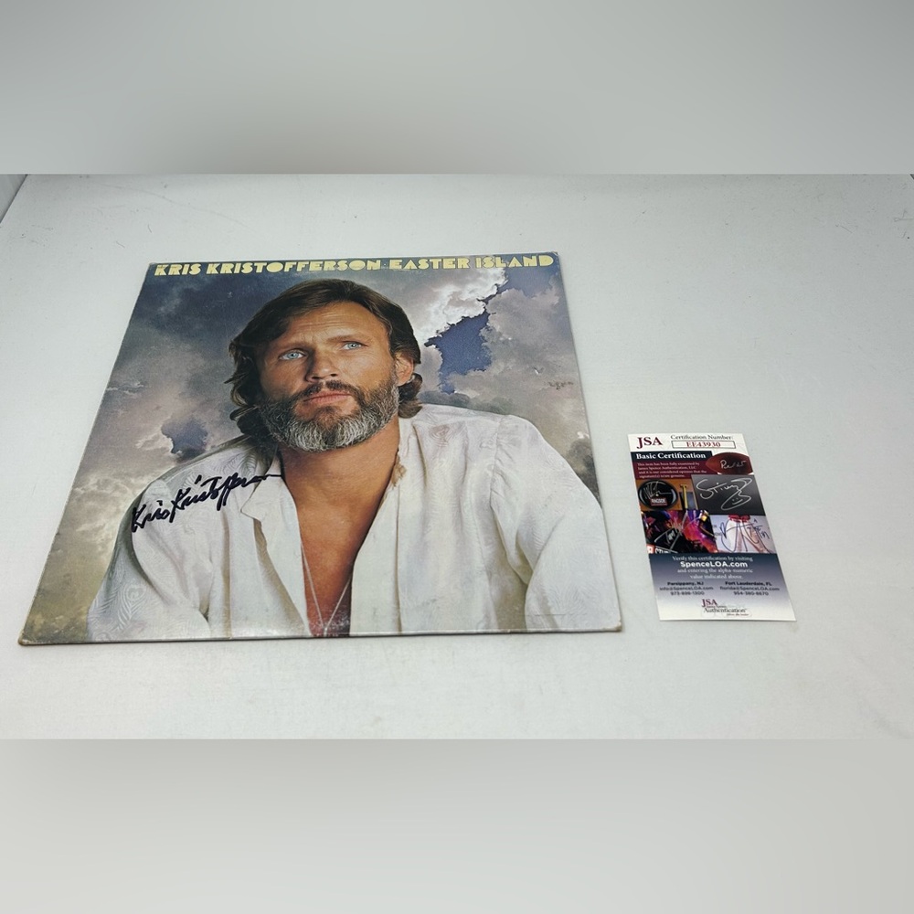 Kris Kristofferson signed Easter Island Album JSA‎ COA